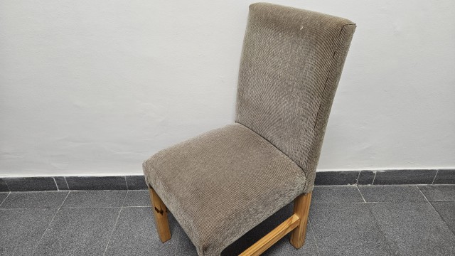 Silla fija tapizada